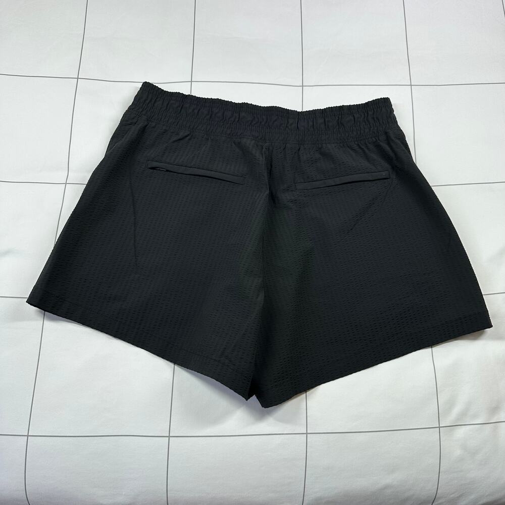 Athleta Shorts Womens 6 Black Textured Brooklyn Nylon Stretch Casual Athletic - Picture 3 of 12